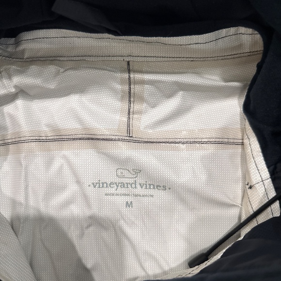vineyard vines Women's Stow & Go Hooded Rain Coat Size M - Picture 3 of 10